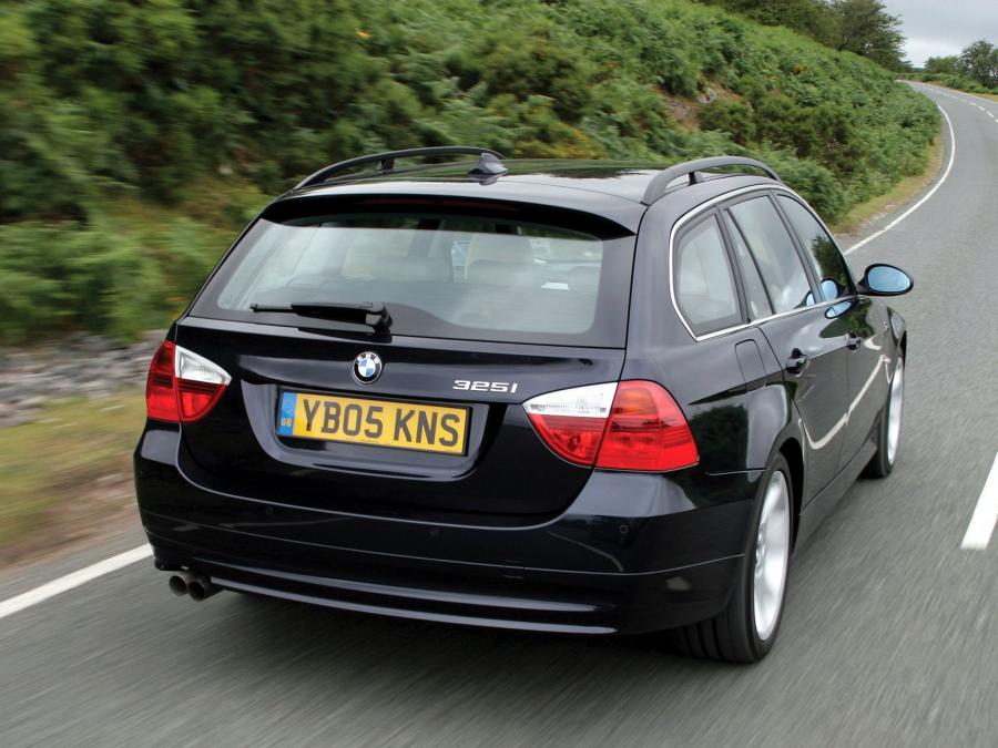  BMW 325i Touring 2006 года  (UK) (фото 4 из 10)